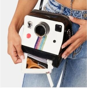 Betsey Johnson Oh Snap Kitsch polaroid camera crossbody bag purse